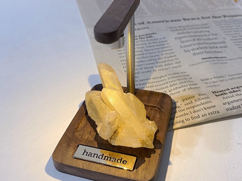 能量摆件 水晶 原矿 晶簇 原石 扩香招财消磁 展示架 - 摆饰 - 水晶 白色