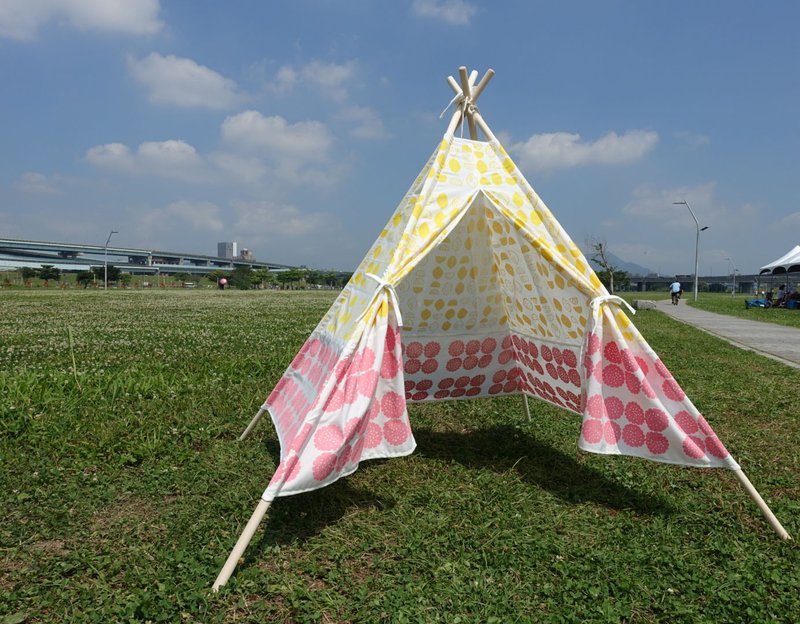 野餐 手工绢印 帐篷  黄柠檬粉嫩花朵(不含木棍) - 露营用品 - 棉 多色