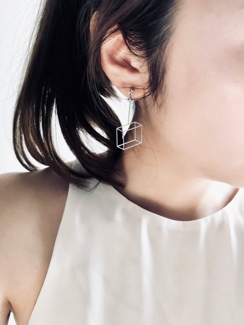 3D 银色错视盒子耳环 ∎ Silver Illusion box earring ∎ Illusion collection ∎ - 耳环/耳夹 - 其他金属 银色