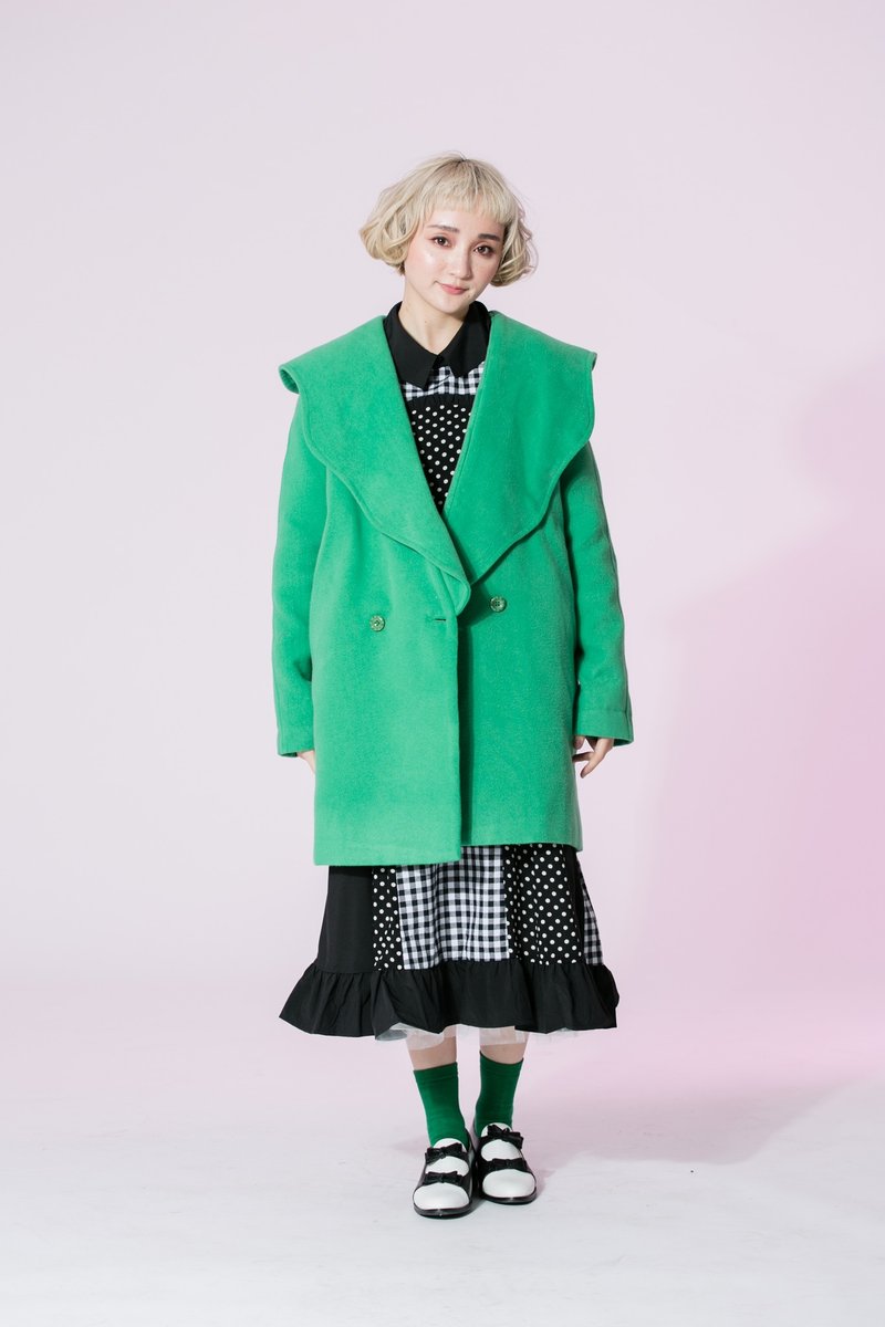 :EMPHASIZE微波浪边大翻领羊毛大衣外套-绿色 - 女装休闲/机能外套 - 羊毛 绿色