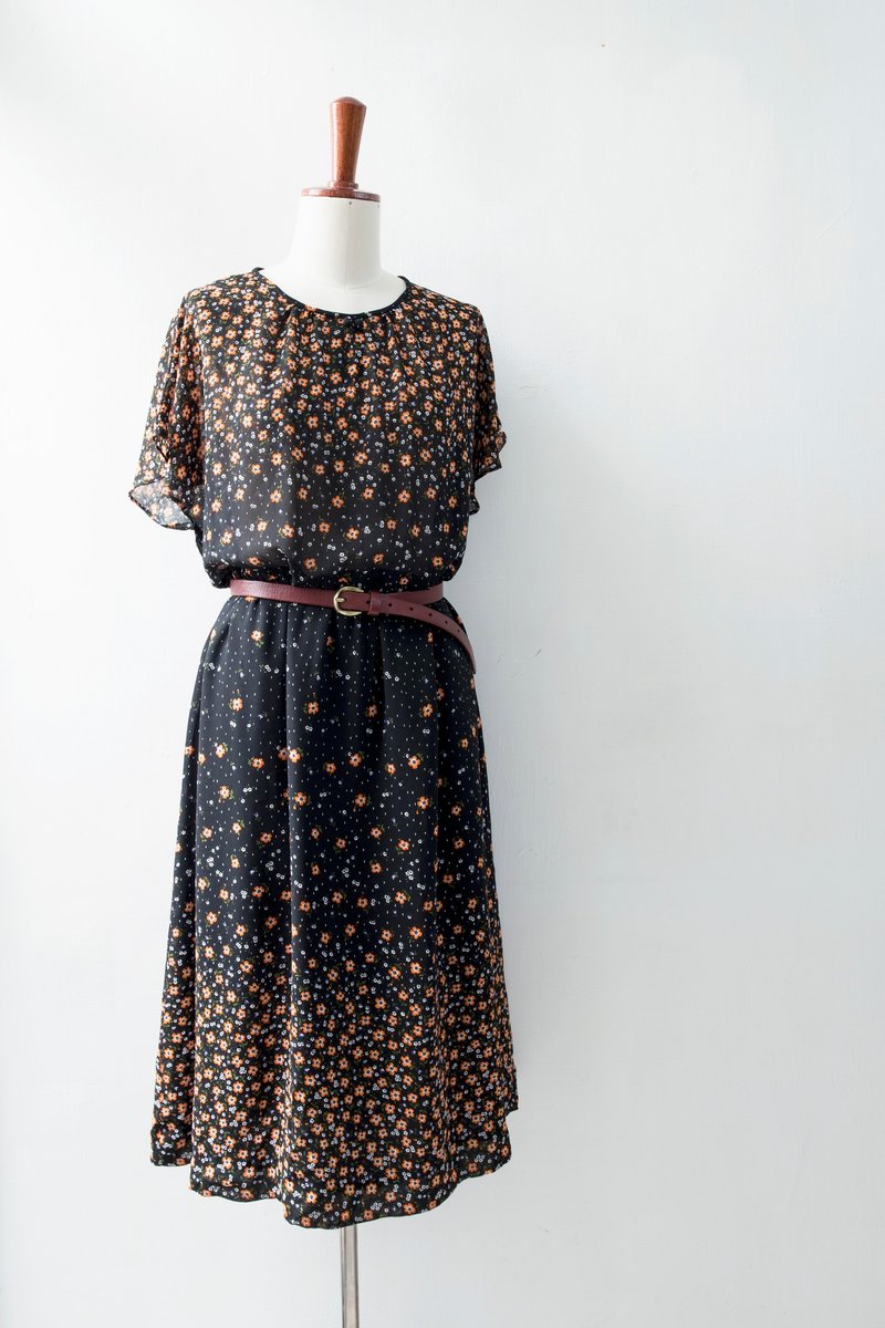 Banana Flyin’ ｜古着｜短袖洋装 - 洋装/连衣裙 - 棉．麻 