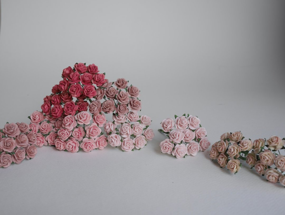 纸花中心装饰品用品，100 件。小玫瑰尺寸 1.5 厘米，混色 - 木工/竹艺/纸艺 - 纸 粉红色