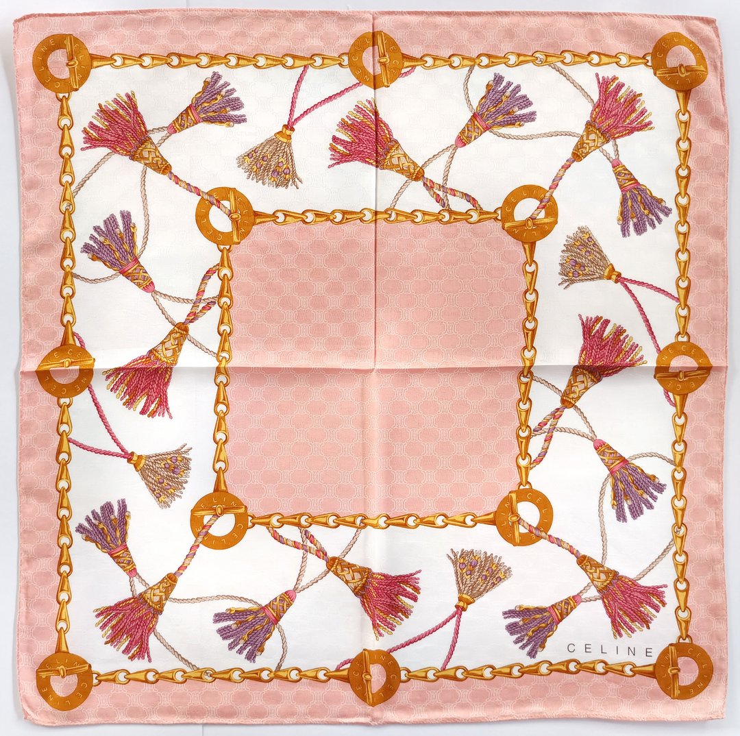Celine 古董丝巾 缇花织纹 奖章与流苏 22.5 x 22.5 英寸 - 丝巾 - 棉 粉红色