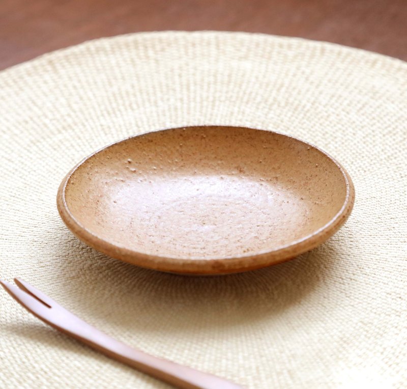 优惠价 / 香染色的结晶釉 豆皿 - 盘子/餐盘/盘架 - 陶 卡其色