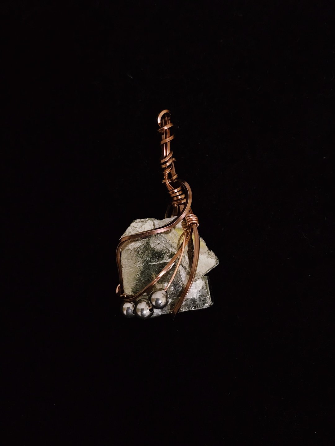 Angelin Jewelry || 黄铁矿 / 坠饰 / 金属线编织 / 项链 / 礼物 - 项链 - 水晶 