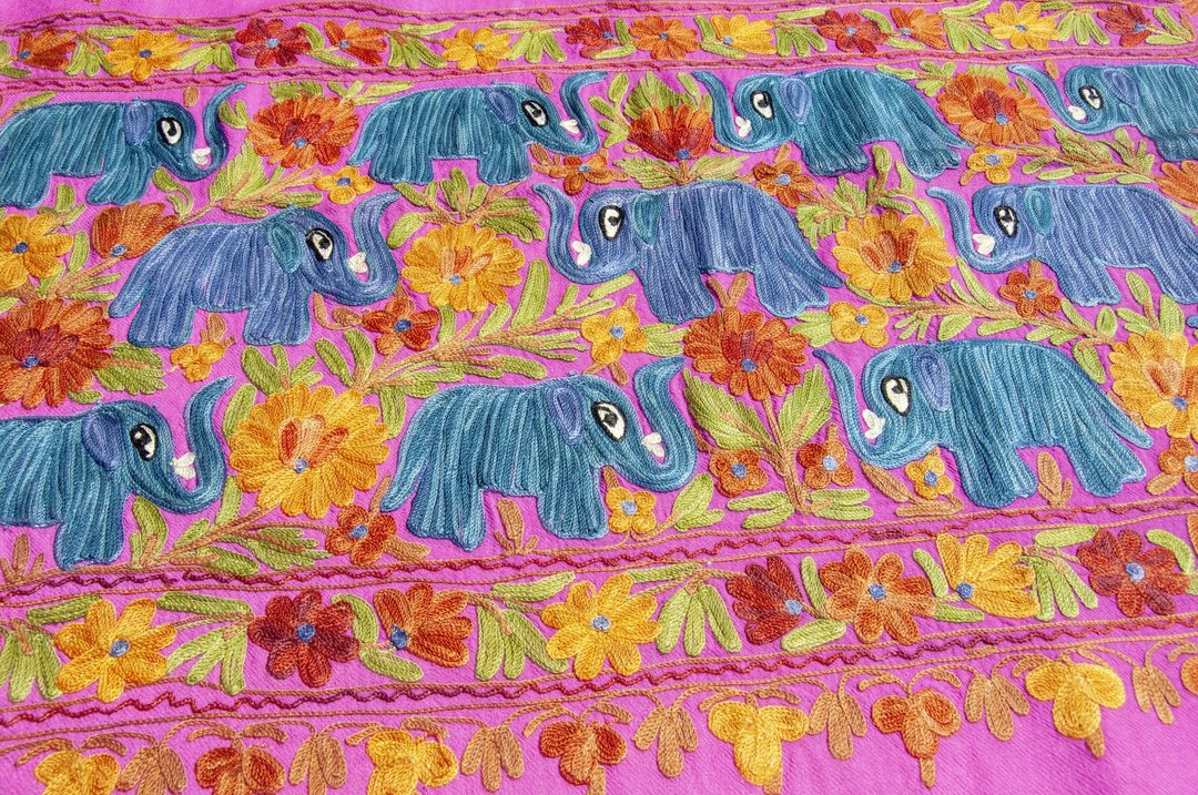 喀什米尔Cashmere 刺绣羊绒围巾 纯羊毛围巾披巾 戒指绒披肩-大象 - 围巾/披肩 - 羊毛 多色