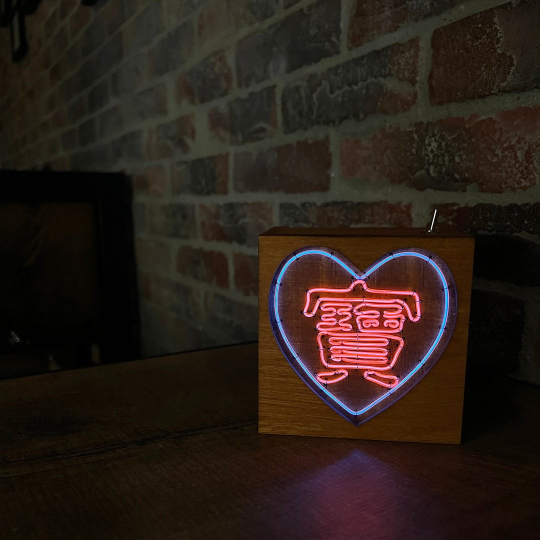 定制化礼物 手工制作单字灯 Single word LED neon light霓虹 - 灯具/灯饰 - 软木/水松木 咖啡色