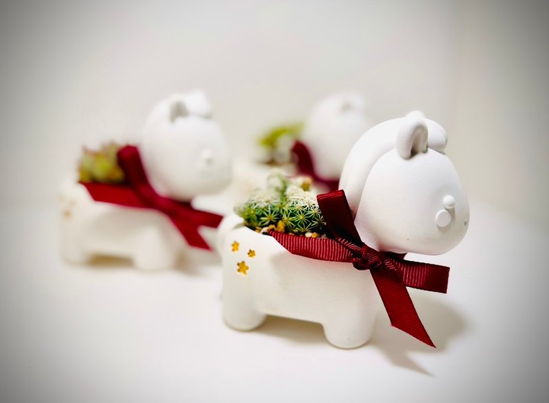 【圣诞礼物首选限定】 2026马年造型扩香石多肉_丙午农历新年送礼 - 摆饰 - 环保材料 白色