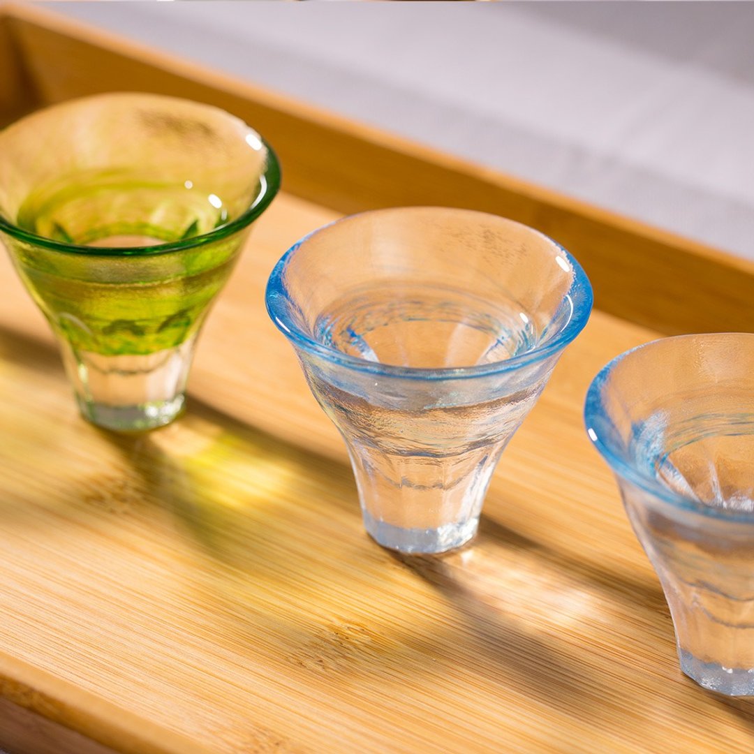 日本津轻 手作云彩清酒杯55ml / 共2款 - 酒杯/酒器 - 玻璃 多色
