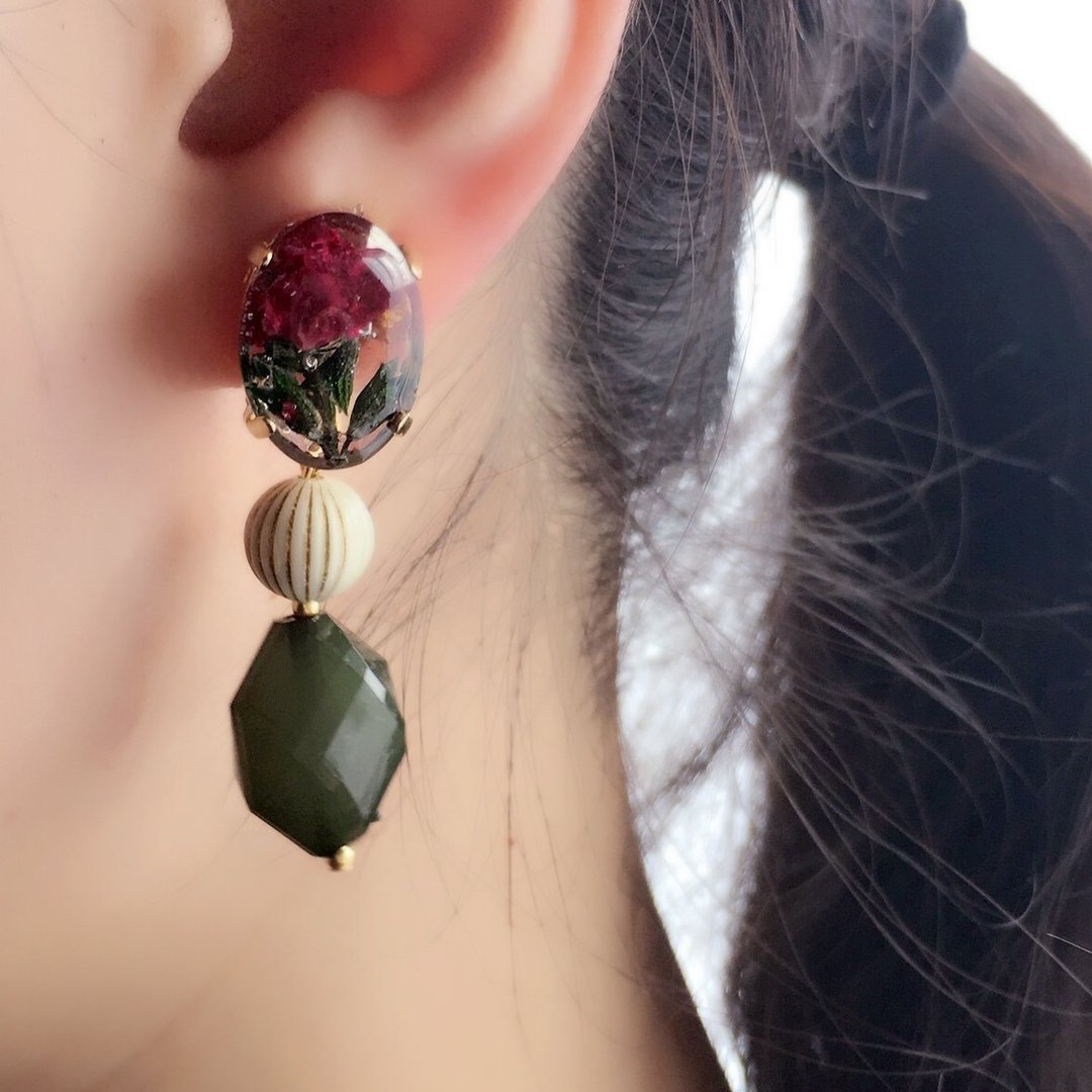 Botanical jewelry parts and big tortoise pierced earrings*Rose green*PCM0011 - 耳环/耳夹 - 植物．花 红色
