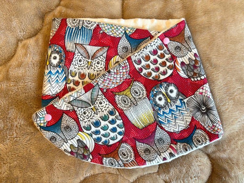 Hush Baby手工两用脖围领巾 L (红底猫头鹰 奶油白) - 围巾/披肩 - 其他材质 多色