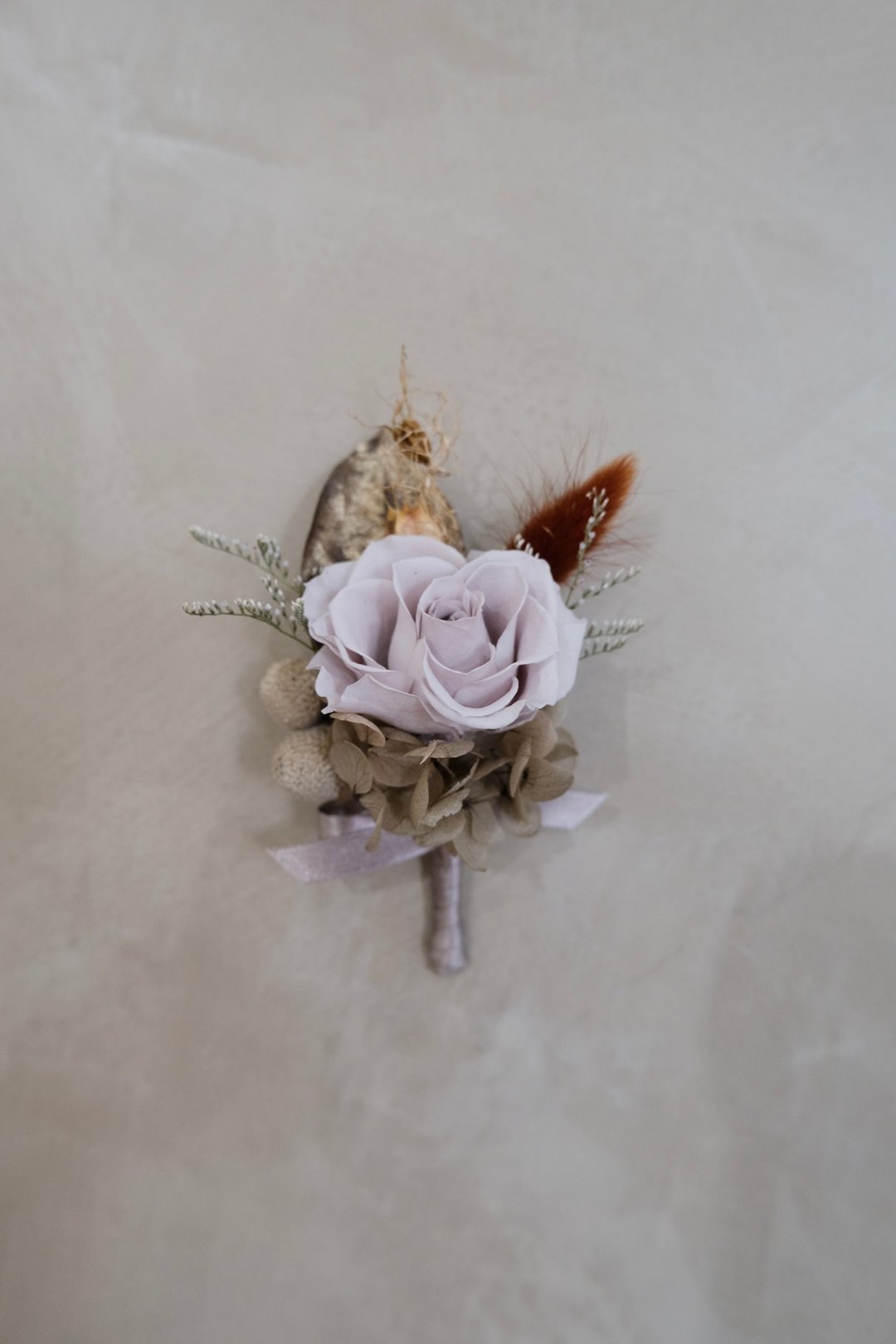 新郎/主婚人胸花【漾水】- 婚礼 / 永生花 - 胸花/手腕花 - 植物．花 灰色