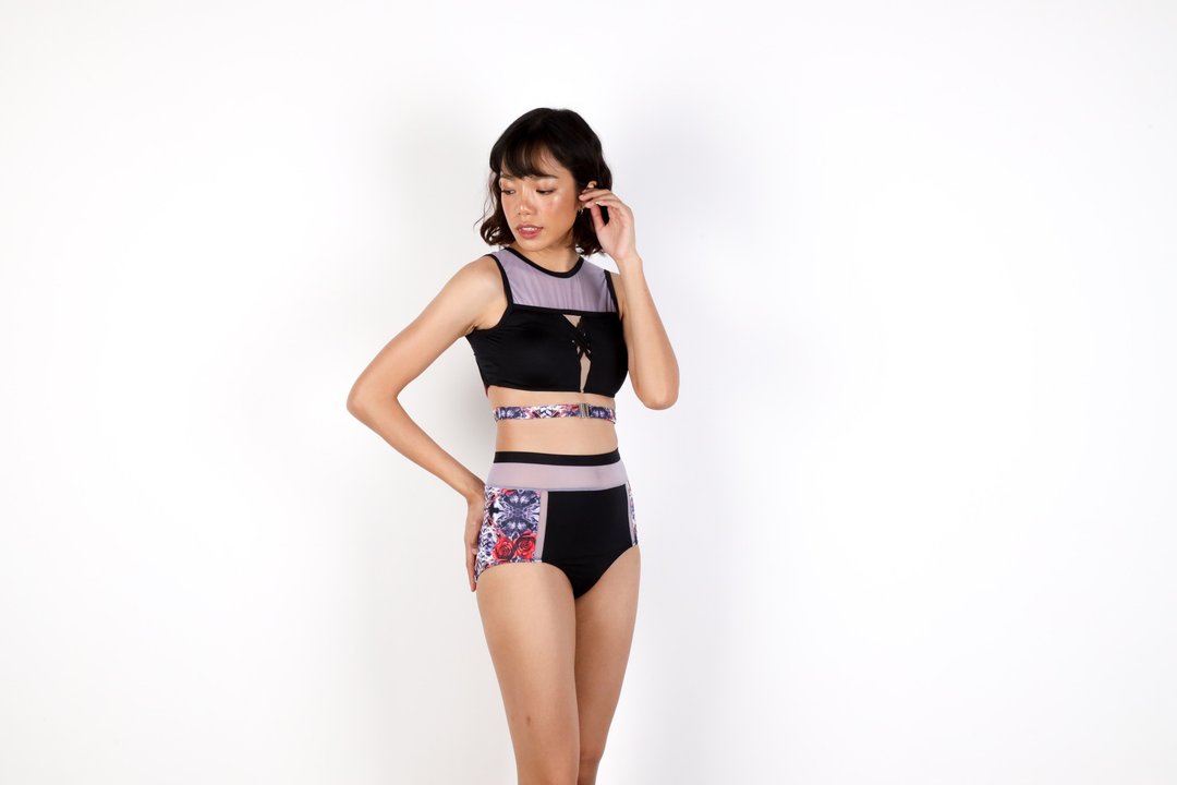 Fastlane set 兩件式泳裝 / 黑色+网眼织物+玫瑰 花 打印 / L - 女装泳衣/比基尼 - 聚酯纤维 黑色