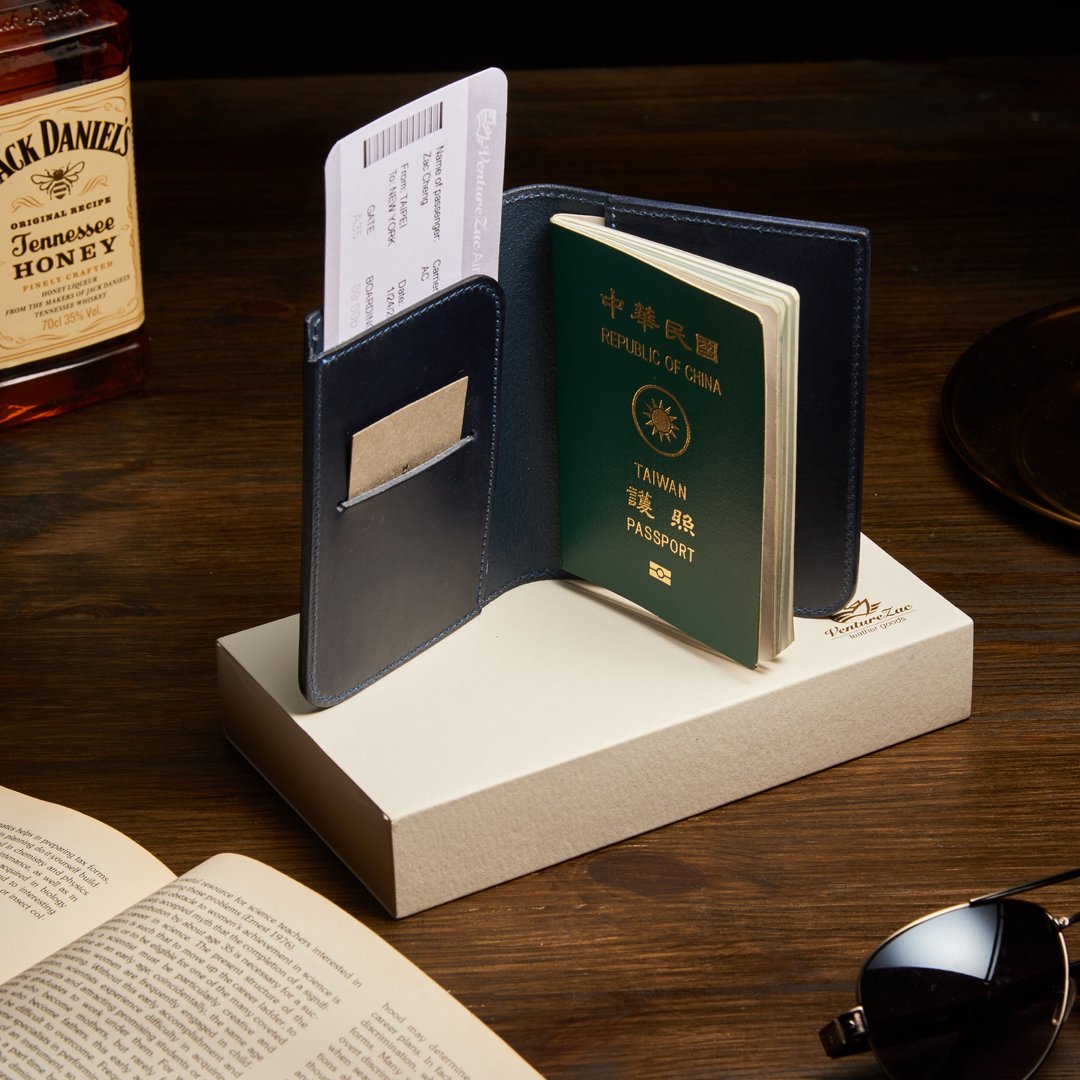 简约护照夹 Simple Passport Holder / 深蓝 Navy - 护照夹/护照套 - 真皮 蓝色