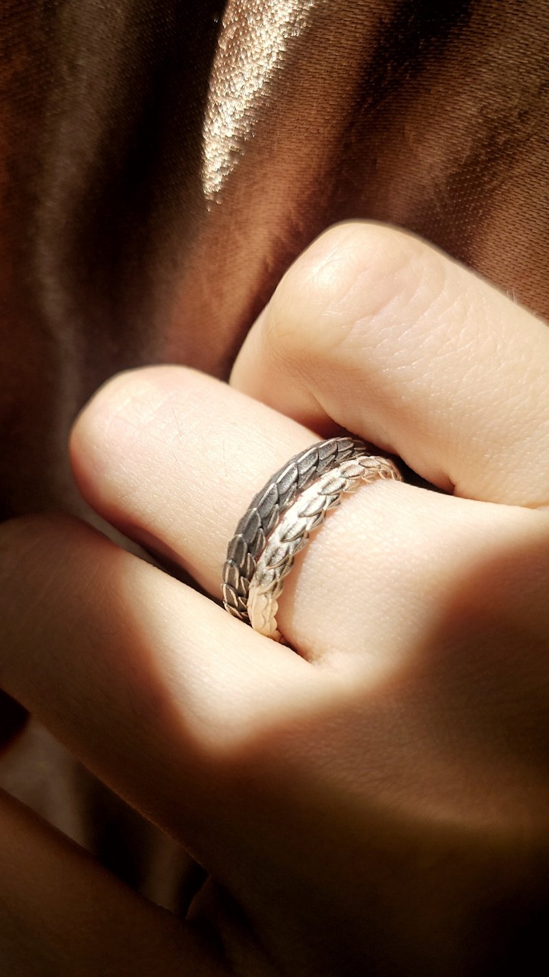 霸气型格 黑化龙鳞纯银戒 - 戒指 - 纯银 银色