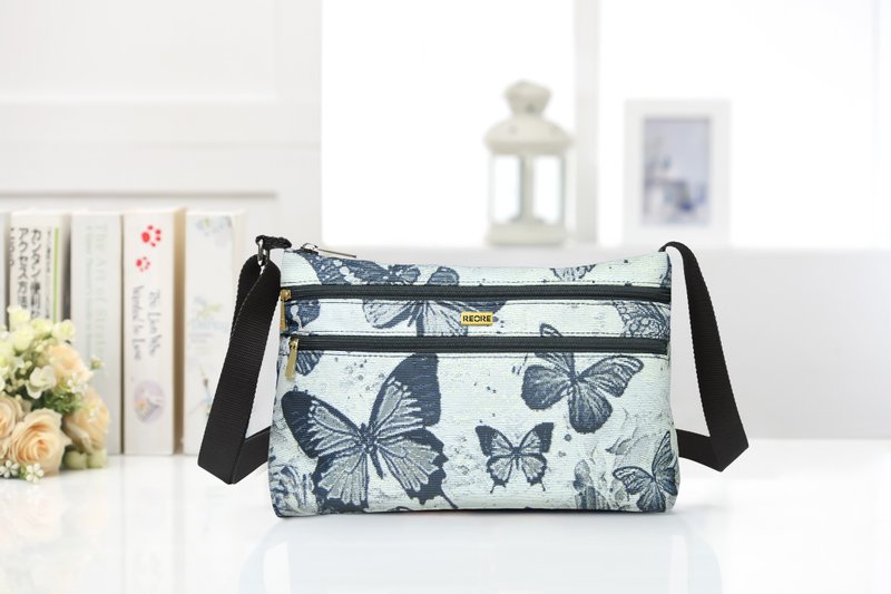 斜背  双拉链  多夹层 / 防泼水 平织缇花  恋蝶沁  惬意随行包 - 侧背包/斜挎包 - 其他材质 多色