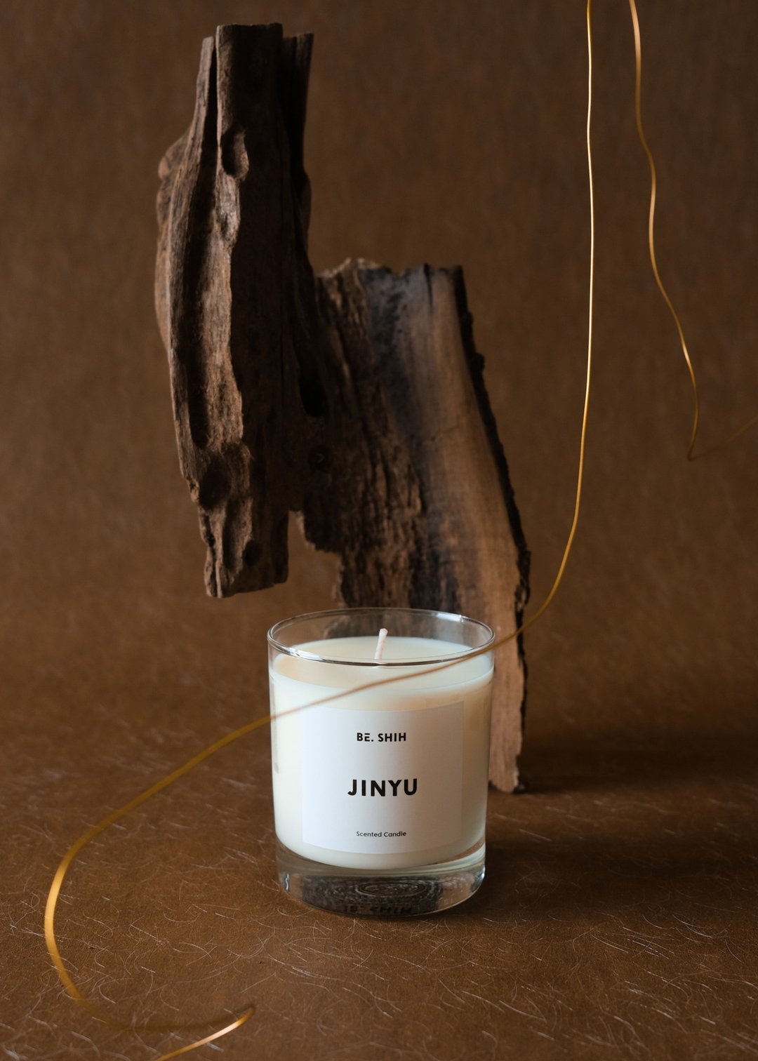JINYU 金玉 / 木质调香氛蜡烛 150G - 蜡烛/烛台 - 蜡 