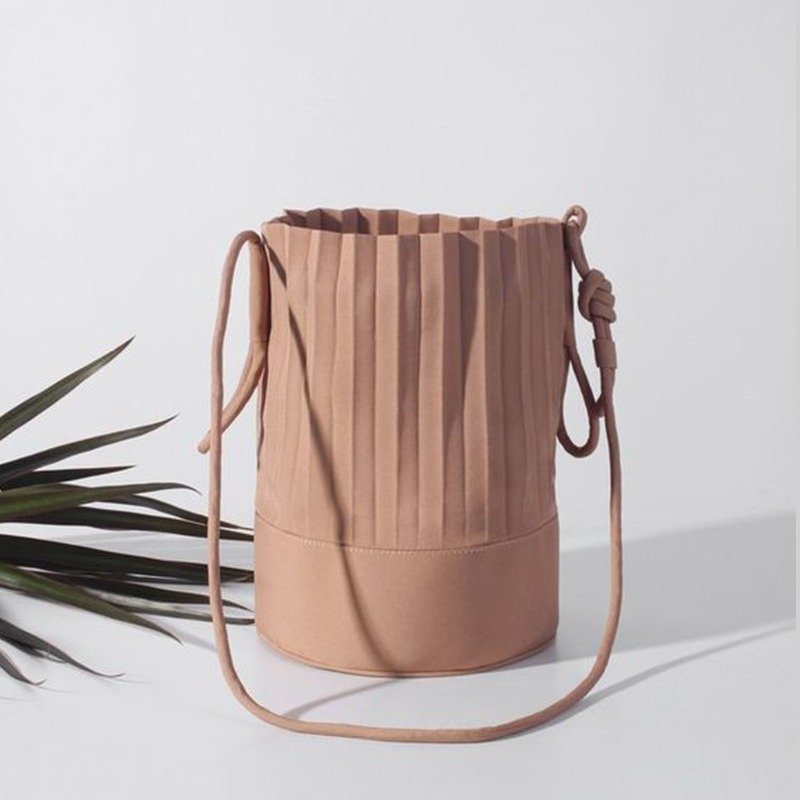 aPail Bucket Bag in Sand - 手提包/手提袋 - 其他材质 咖啡色