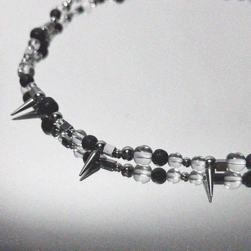 中性窝钉火山石颈链Unisex Punk Studs & Volcanic Rock Necklace - 项链 - 其他材质 黑色