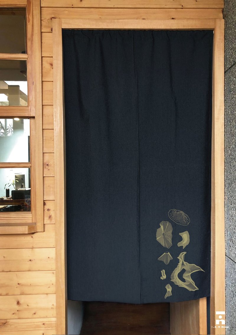 流线山脉 - 有机棉绢印黑色日式中门帘 Organic Cotton - 门帘/门牌 - 棉．麻 黑色