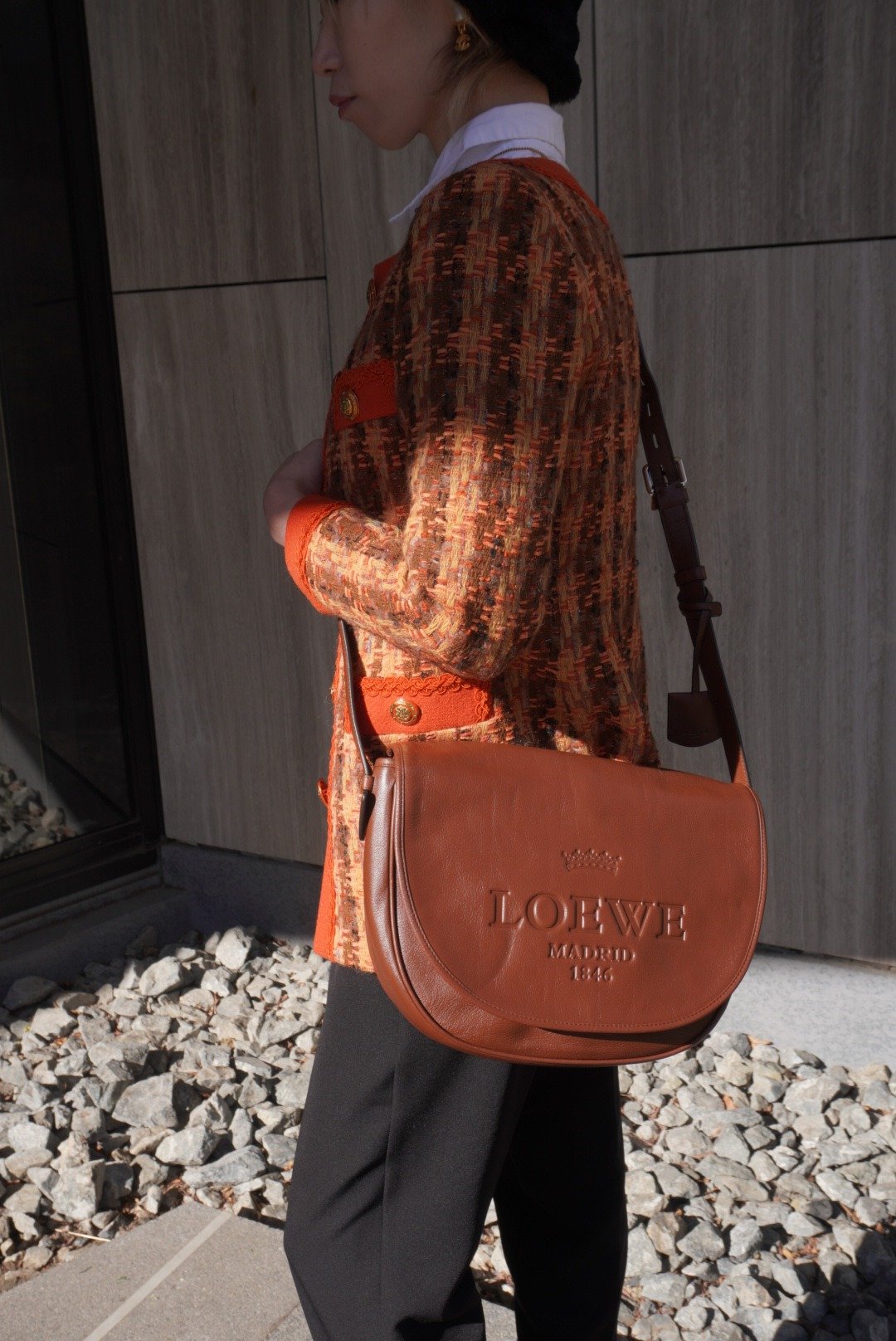 【 日本直送 名牌中古包 】LOEWE 罗威 Heritage 系列 侧背包 棕色 压印Logo 皮革 挂锁 vintage 古董 7c7s5w - 侧背包/斜挎包 - 真皮 咖啡色