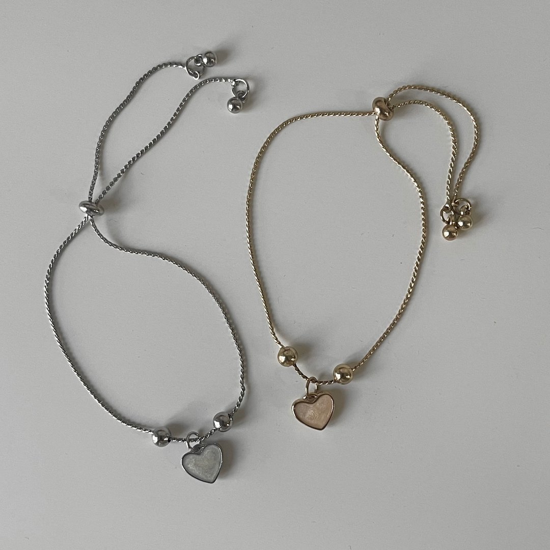 手链 坠饰小爱心 Tiny Heart Bracelet - 手链/手环 - 不锈钢 银色