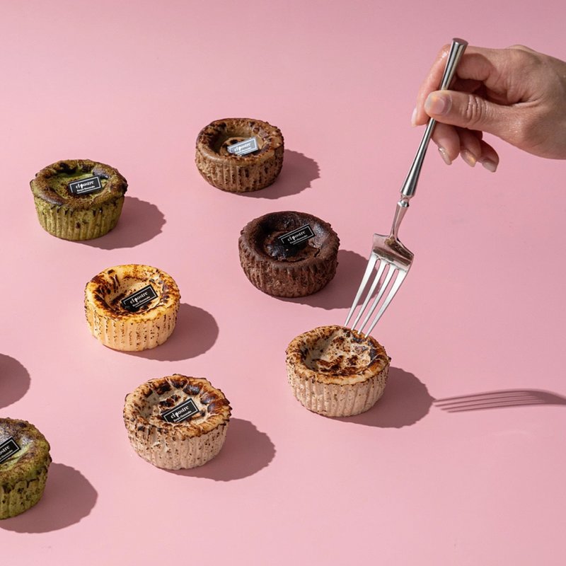 8cm迷你巴斯克蛋糕 2+2/组 土凤梨拿铁 (土凤梨酱) + 蔓越莓抹茶 - 蛋糕/甜点 - 新鲜食材 