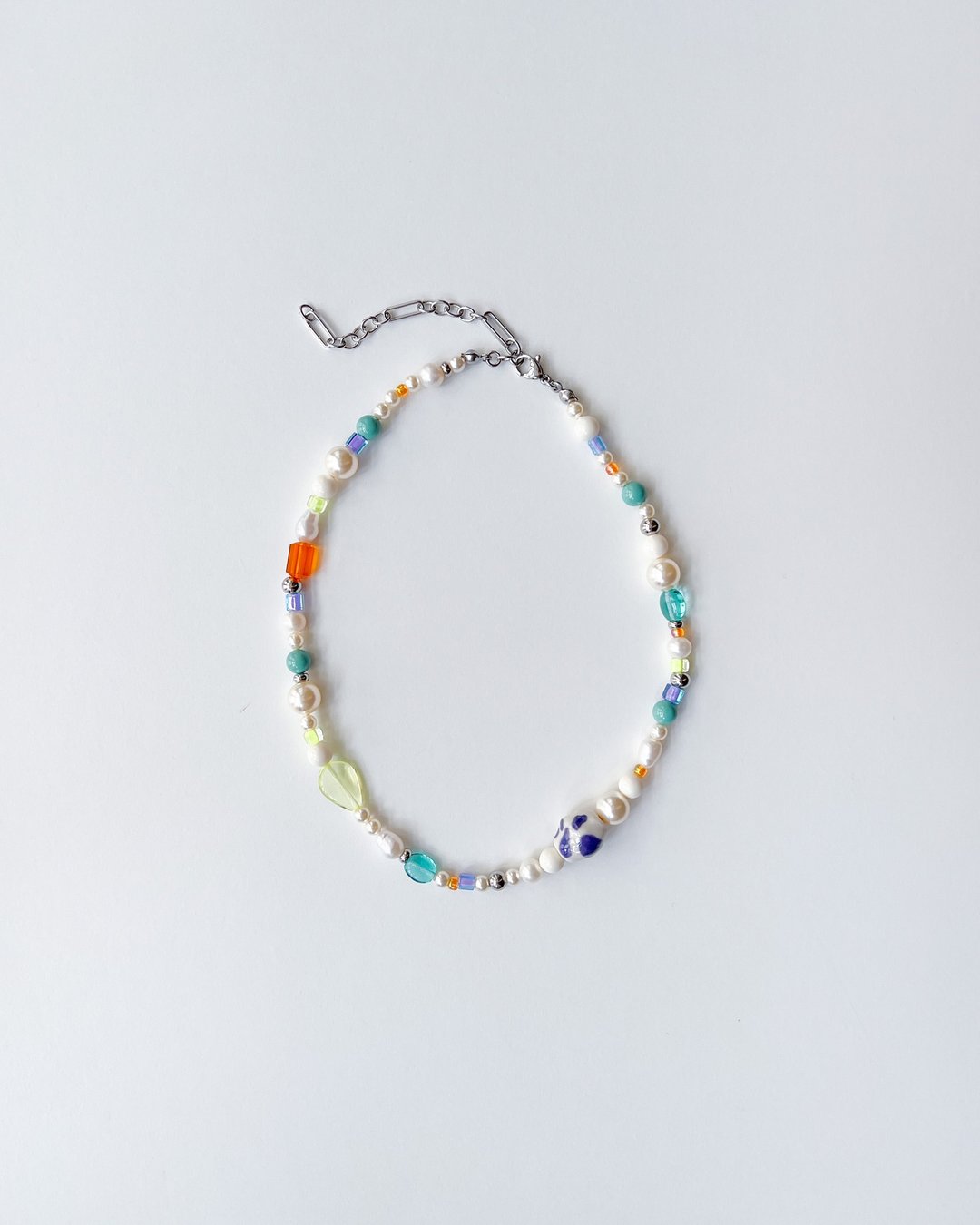 陶瓷x玻璃 扭牛糖珠派对项链 紫x彩色 Ceramic Glass Necklace - 项链 - 玻璃 多色