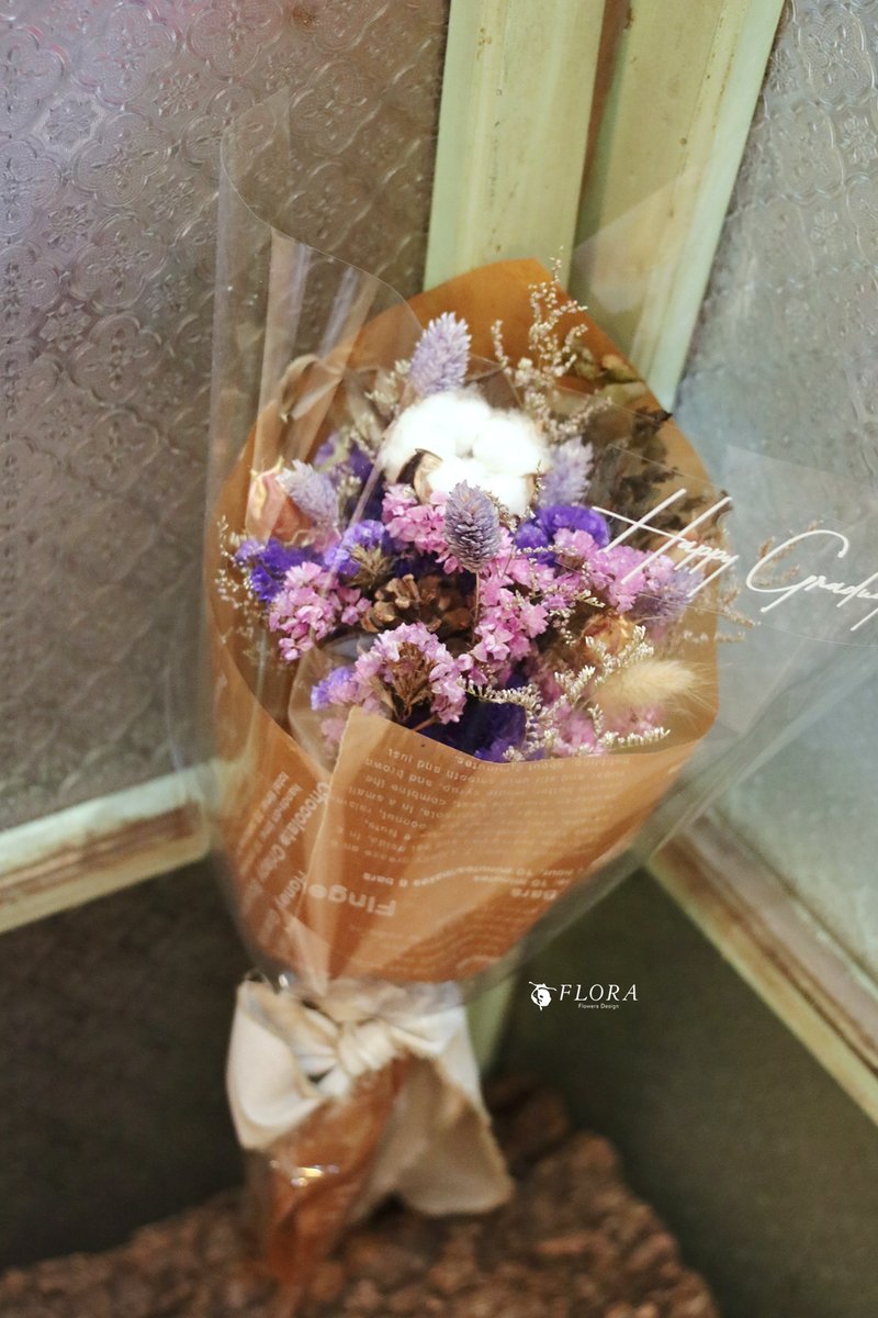 FLORA 毕业花礼-紫粉热潮干花束 - 干燥花/捧花 - 植物．花 紫色
