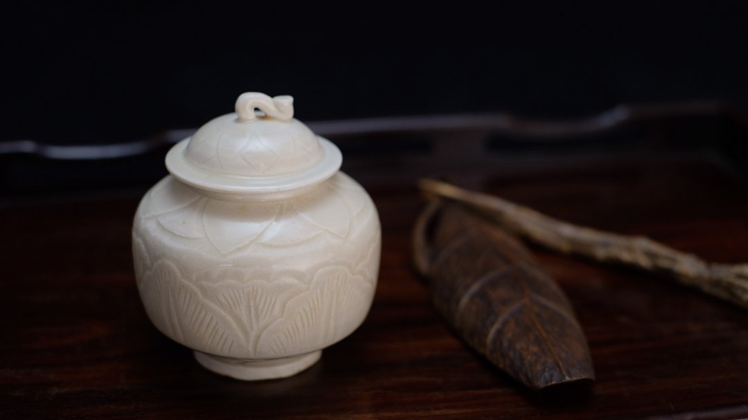 【茶人严选】清代 仿宋定窑 白釉划花茶罐 - 茶具/茶杯 - 瓷 