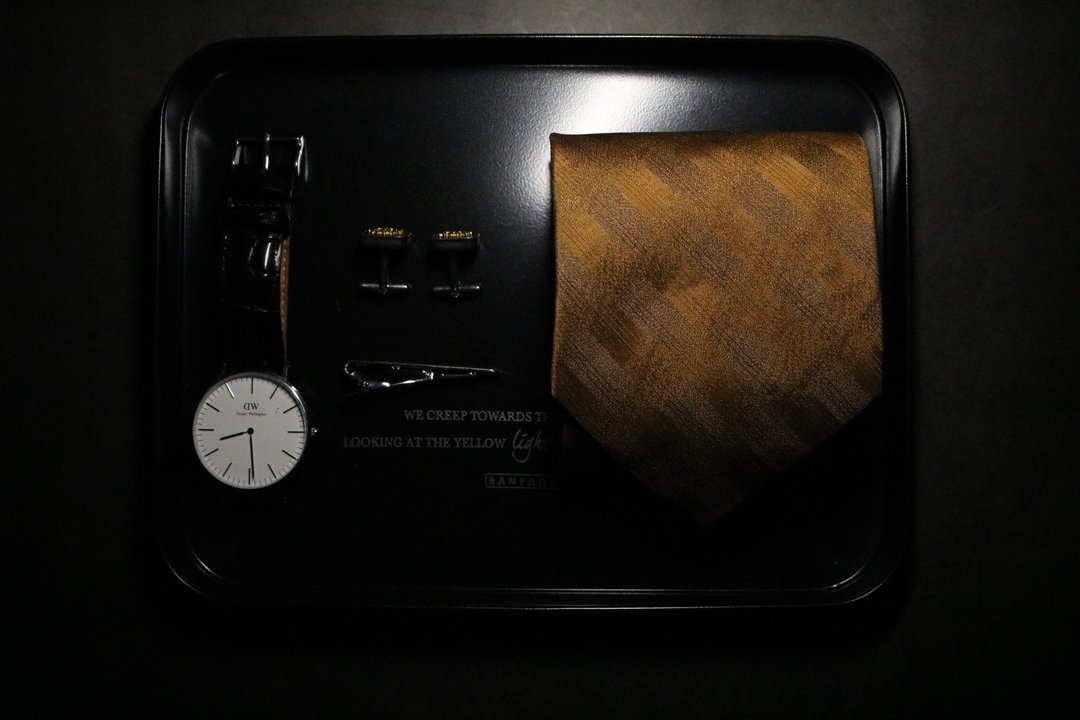 复古金色暗条纹领带绅士风正装necktie - 领带/领带夹 - 丝．绢 金色