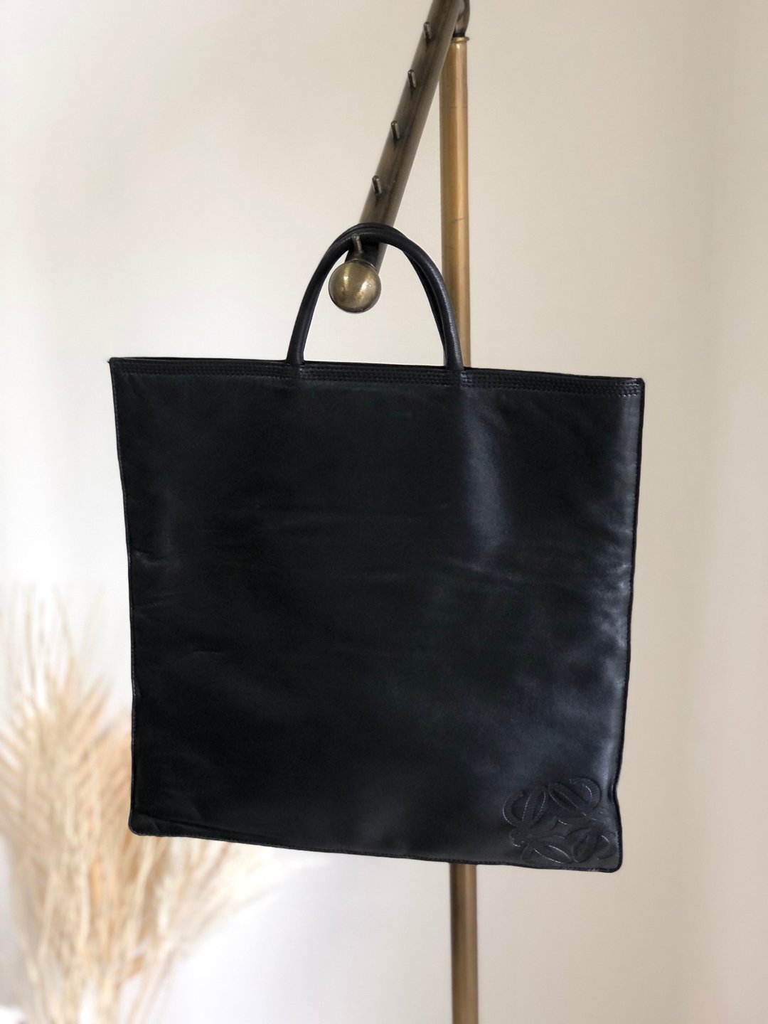 【日本直送，二手包装】LOEWE 手袋黑anagram 纳帕皮革托特包 复古 tfbuw8 - 手提包/手提袋 - 真皮 黑色