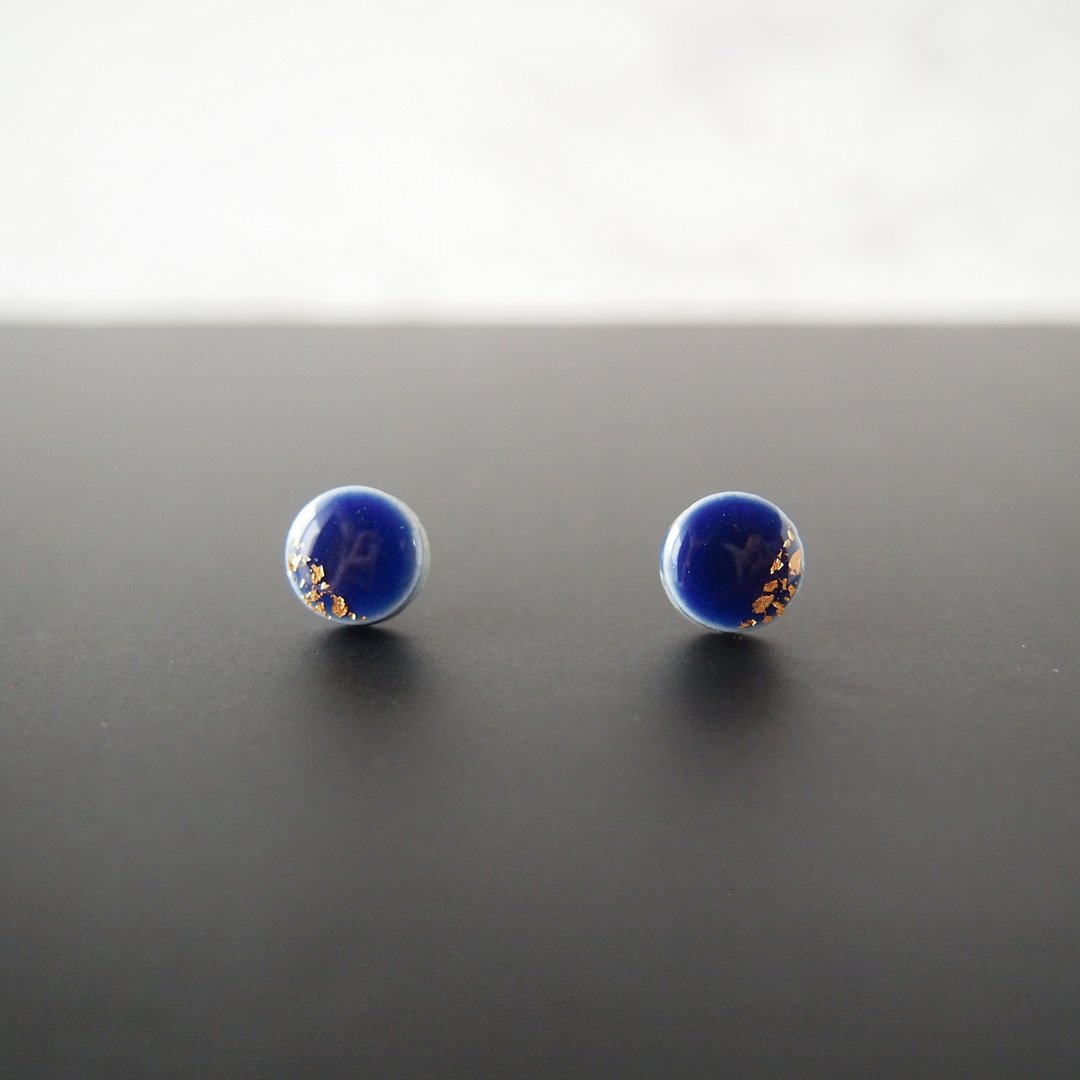 Puffy Komaru Minoyaki Earrings Haku (Navy) Earrings / Clip-On - 耳环/耳夹 - 瓷 蓝色
