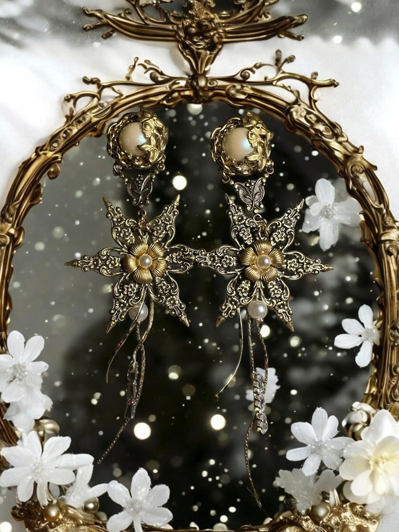 【雪华絮舞】复古黄铜镂空日本珍珠垂坠耳环耳饰 - 耳环/耳夹 - 铜/黄铜 金色