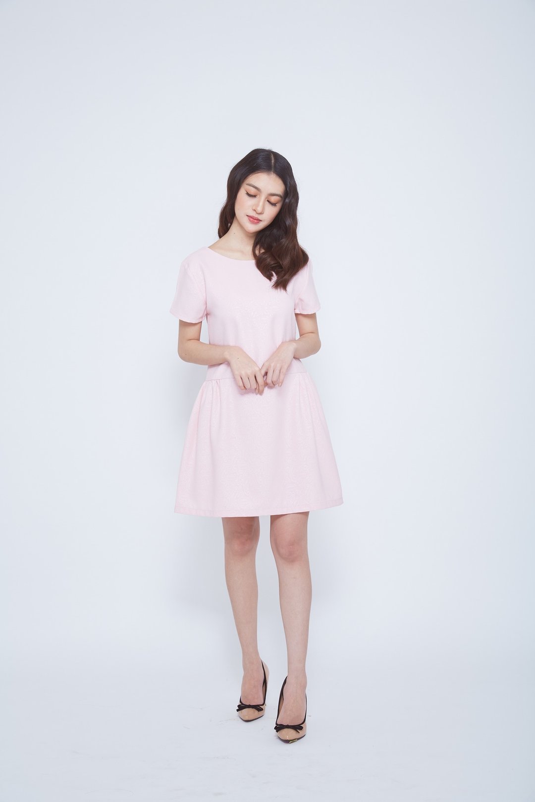 V Back Dolly dress (pink) - 洋装/连衣裙 - 聚酯纤维 粉红色