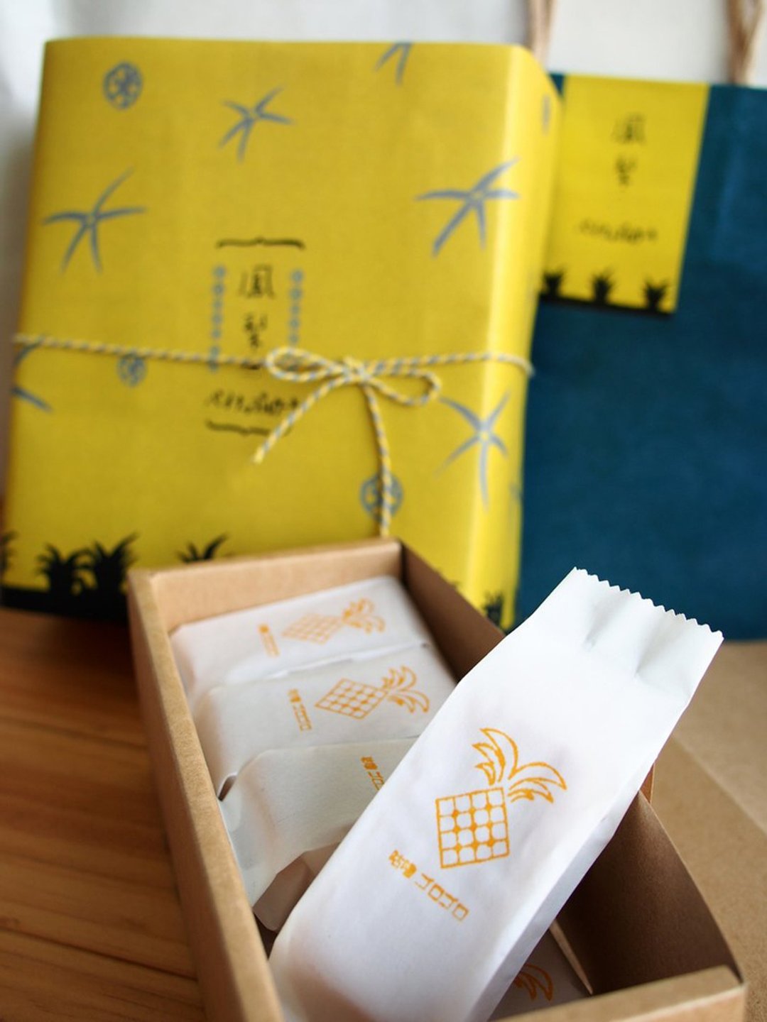 咕噜 ゴロゴロ  二亩田 凤梨小方酥  柚子蛋糕 高山茶 伴手礼 - 蛋糕/甜点 - 新鲜食材 橘色