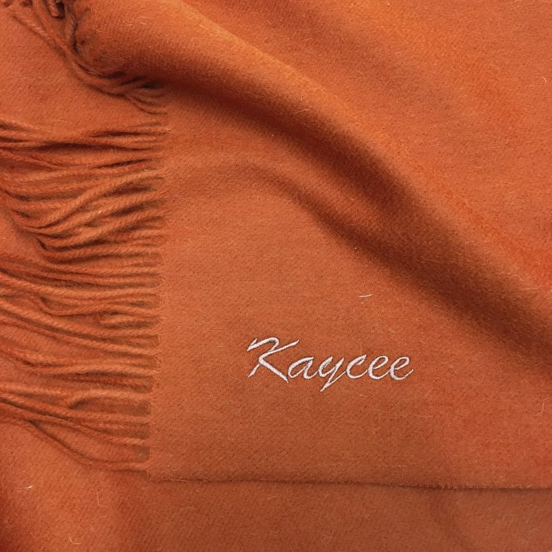 【情人节礼物】【客制化】 刺绣名字 枫叶色 羊毛围巾 披肩 - 围巾/披肩 - 羊毛 