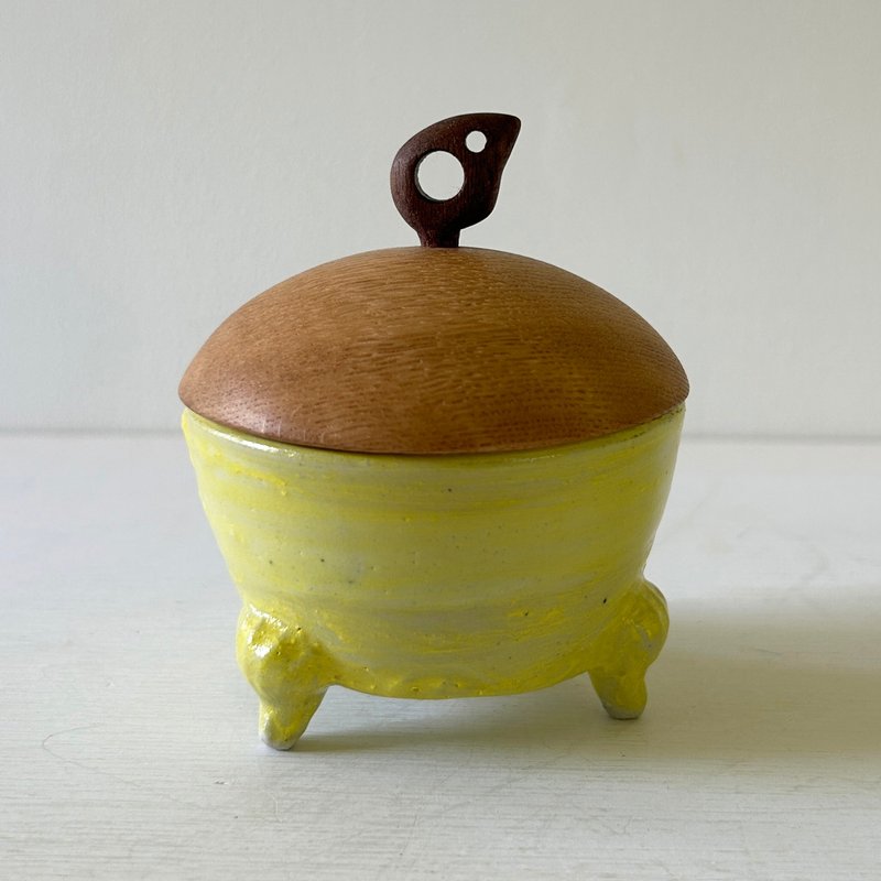 三足小碗，黄色 - 碗 - 陶 白色