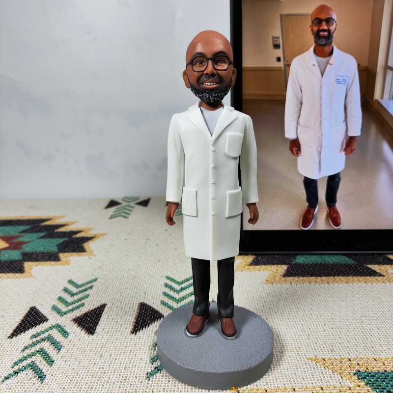 客制化人物公仔 人偶 3D人像画 似颜绘 肖像 定制 生日 纪念 医生 - 玩偶/公仔 - 粘土 多色