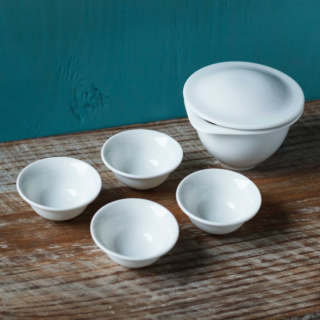 Yamatsu 美浓烧茶器组・手工しぼり出し急须附 4 入茶杯 - 茶具/茶杯 - 陶 白色