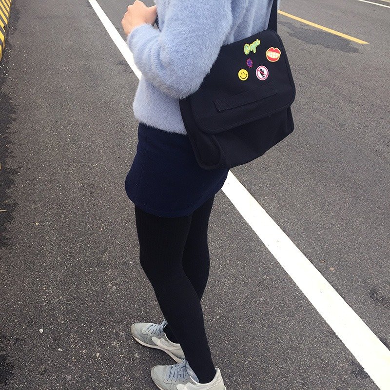 U-PICK原品生活 卡通刺绣帆布邮差包斜挎包2款可选 - 侧背包/斜挎包 - 其他材质 