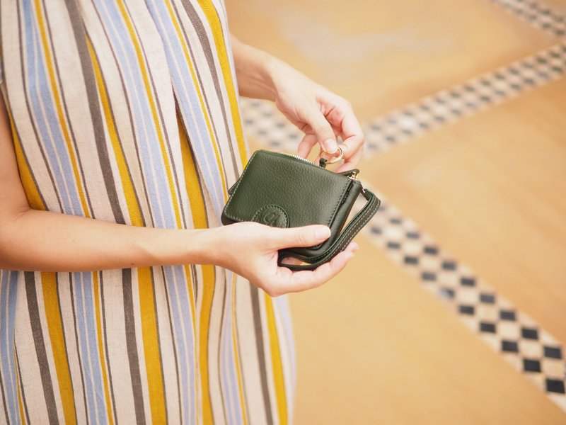 Mary (绿色)：迷你钱包、短夹、牛皮、灰褐色、拉链小包 - 皮夹/钱包 - 真皮 绿色