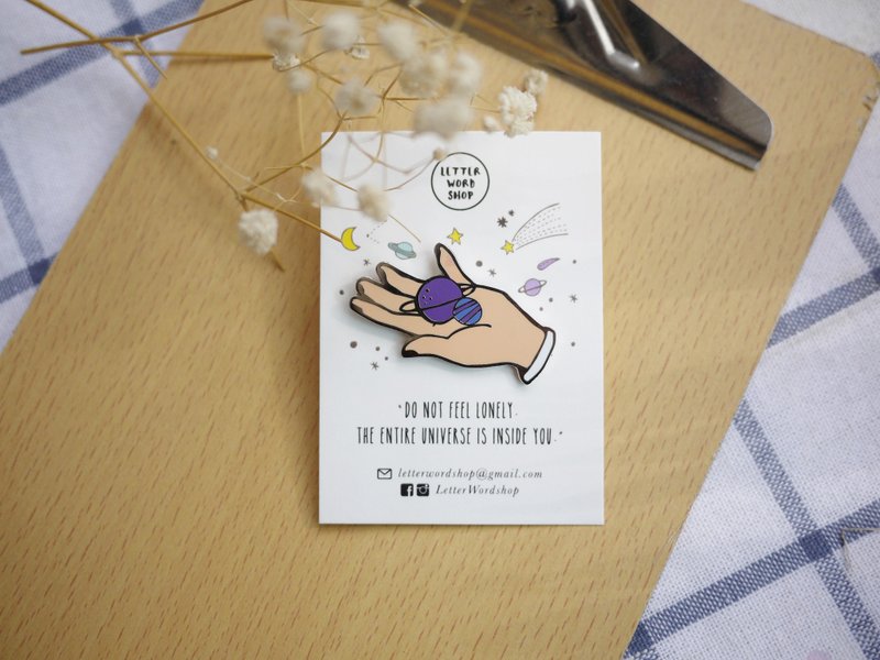 星球/星空/手/别针/胸针 - 胸针 - 其他金属 紫色