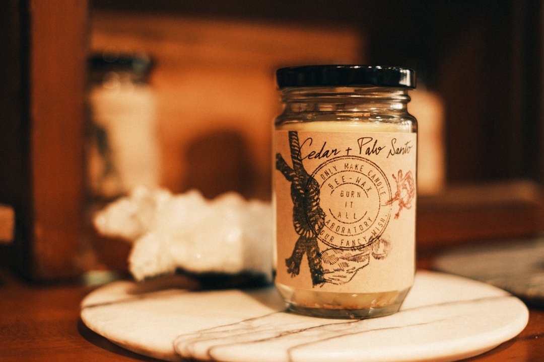 雪松圣木 蜂蜡烛 Cedar Palo santo BEE-WAX Candle - 蜡烛/烛台 - 蜡 