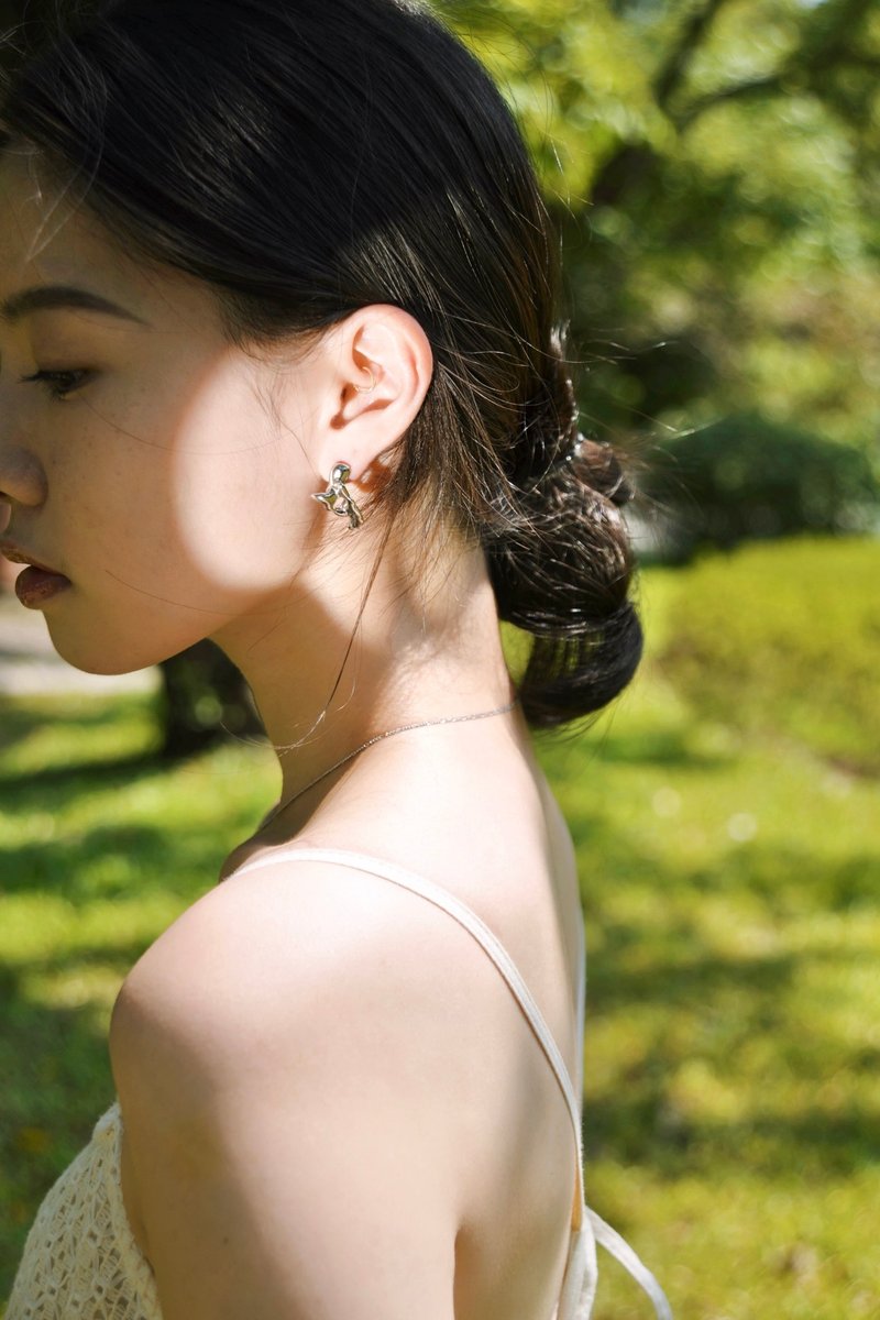 Tears Earring 耳环 - 耳环/耳夹 - 纯银 银色