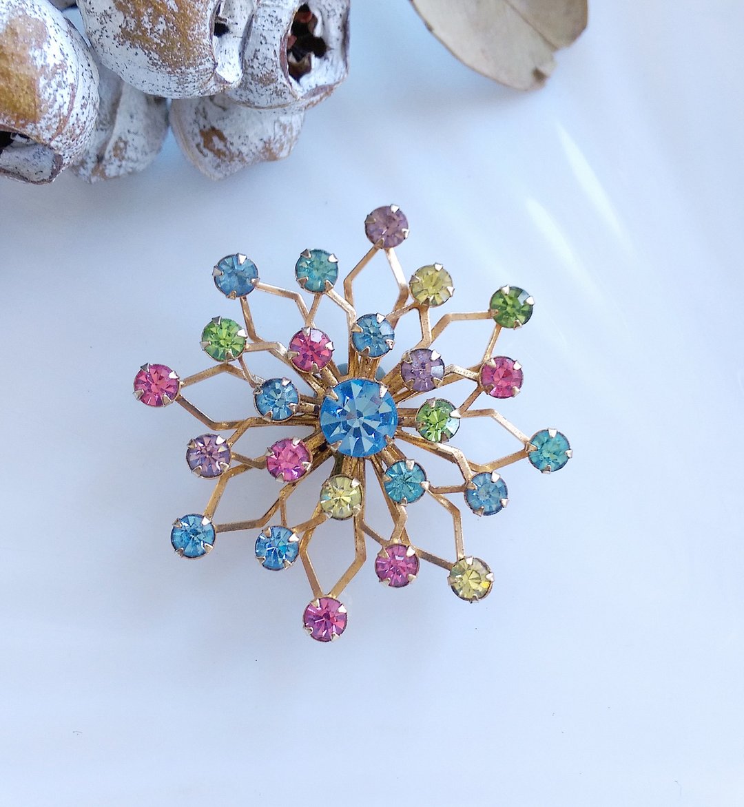 【西洋古董饰品 】立体 缤纷彩钻 星阵型 别针 胸针 - 胸针 - 其他材质 白色