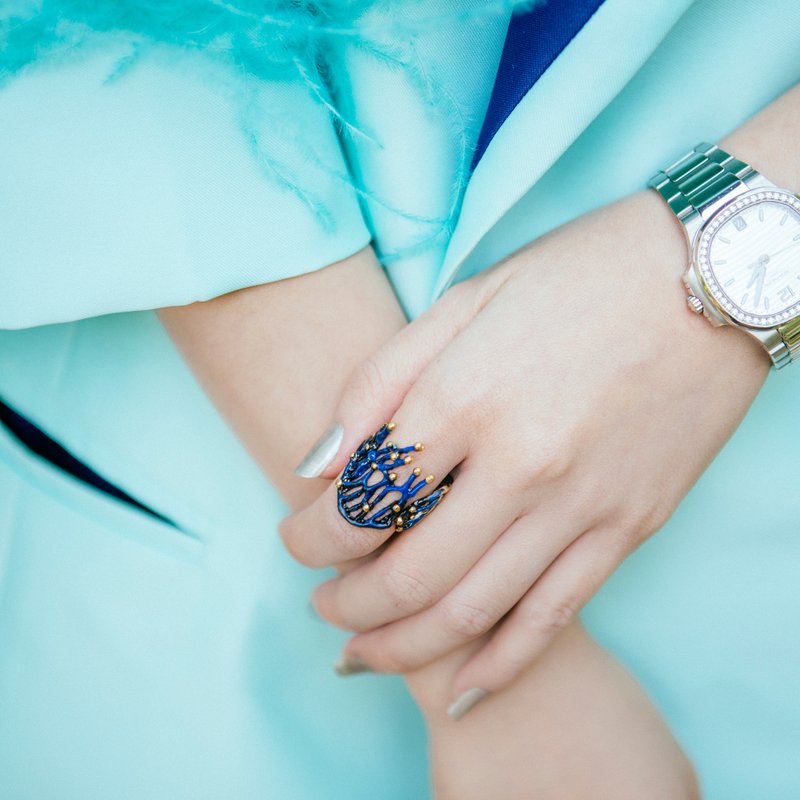 Deep Blue Coral Ring - 戒指 - 其他金属 蓝色