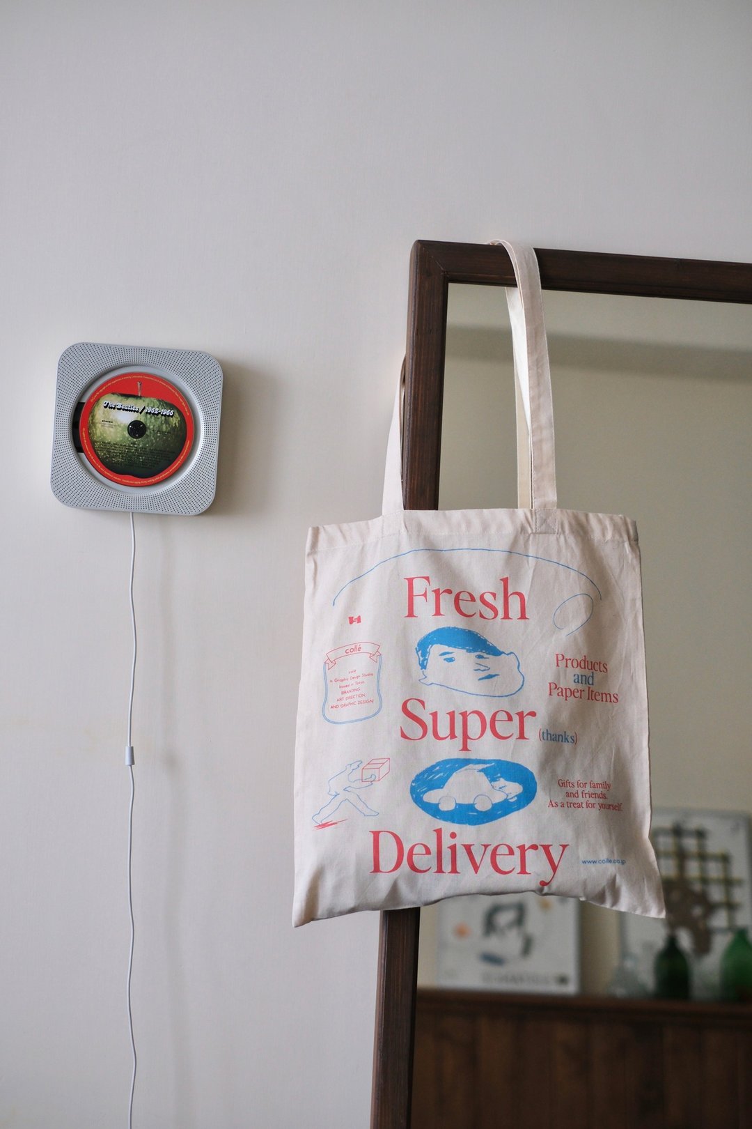 Fresh Super Delivery TOTE BAG (日本设计师山口崇多) - 侧背包/斜挎包 - 棉 多色