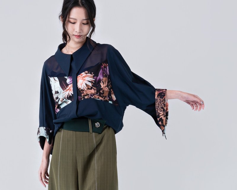 高雅女爵透视外罩衫-繁花蓝 / 四季款 - 女装休闲/机能外套 - 聚酯纤维 蓝色