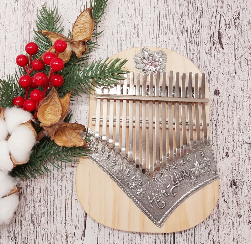 【不需用火与敲打的金工】锡雕樱花拇指琴 1人成团 - 金工/饰品 - 其他材质 